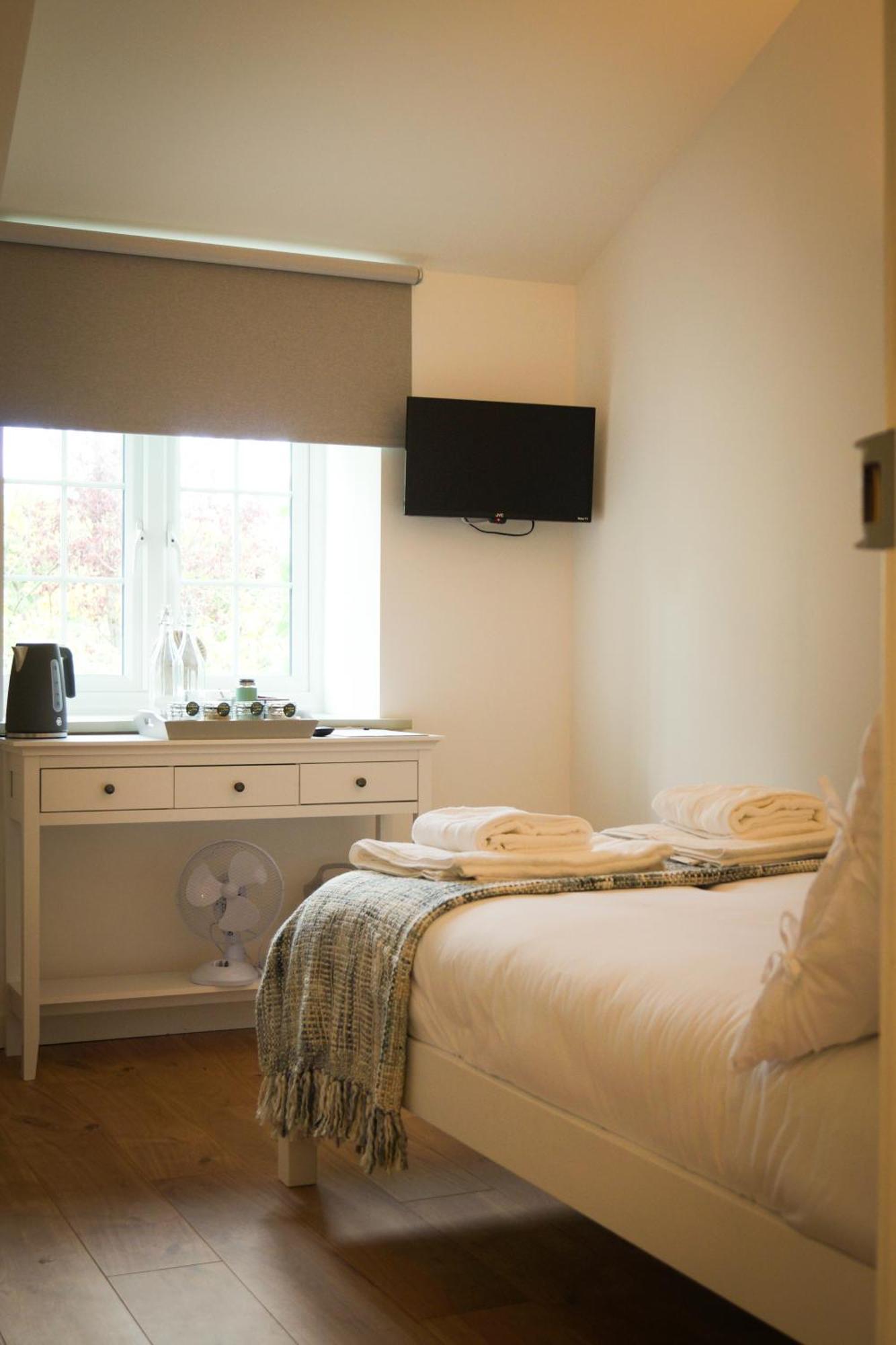 Lemon Tree Inn - Newly Refurbished Coastal Stay Swyre Ngoại thất bức ảnh