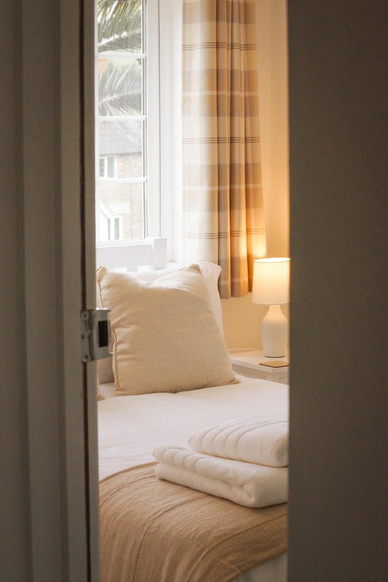 Lemon Tree Inn - Newly Refurbished Coastal Stay Swyre Ngoại thất bức ảnh